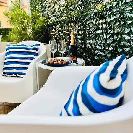 Monolocale Con Terrazzo Esclusivo דירה *