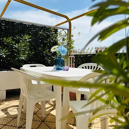 Monolocale Con Terrazzo Esclusivo דירה *