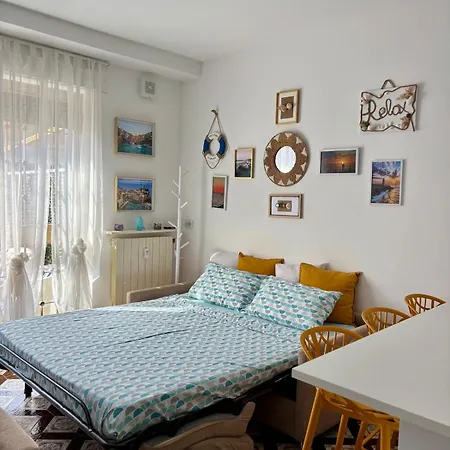 Monolocale Con Terrazzo Esclusivo דירה ראפאלו